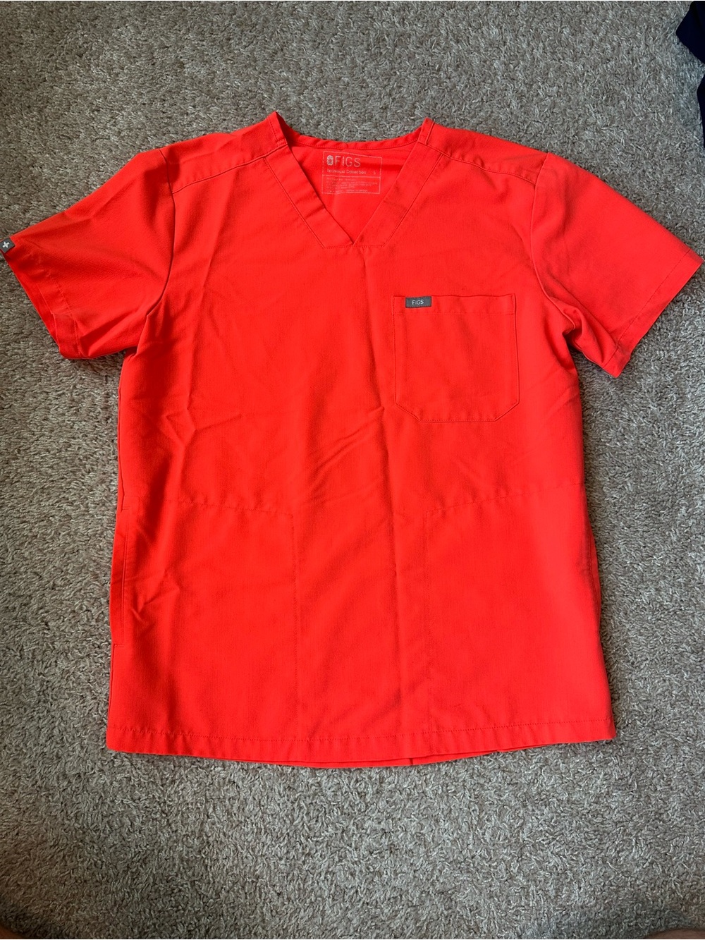 Figs Men’s V-Neck Scrub Top & Pants Fiery Coral